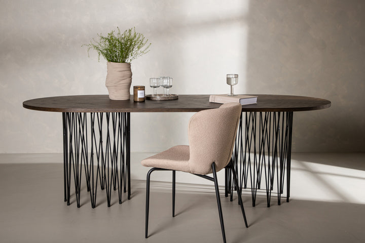 Stone Ovalt Matbord Mocka
