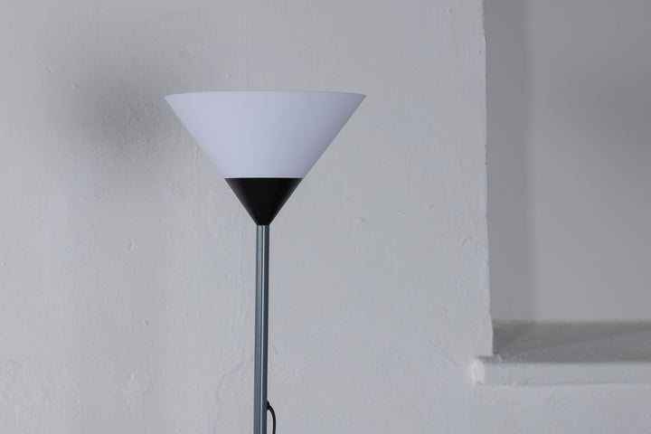 Batang Golvlampa Mörkgrå