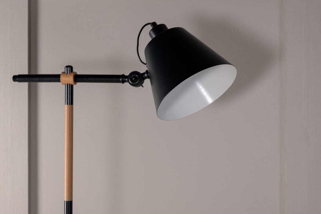 Skott Golvlampa Svart