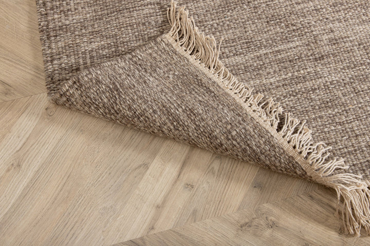 Cyrus Matta 300 x 200 Beige