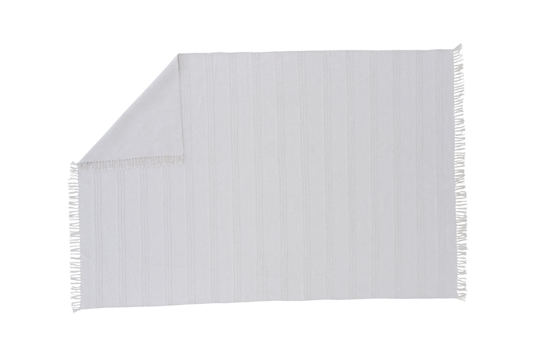 Nico Matta 300 x 200 Off-white