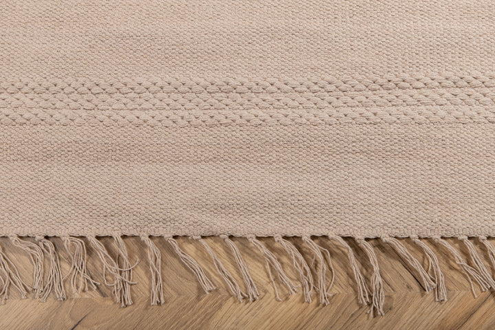 Nico Matta 300 x 200 Beige