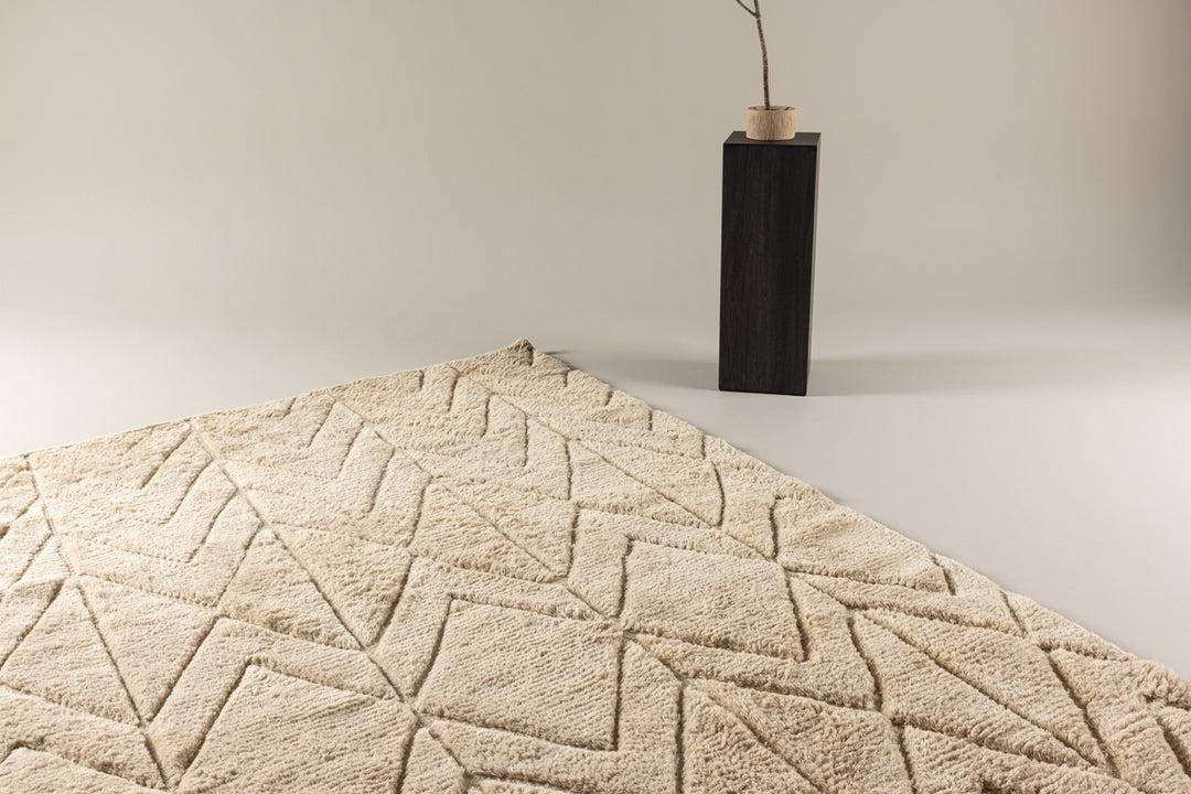 Zoe Matta 400 x 300 Beige