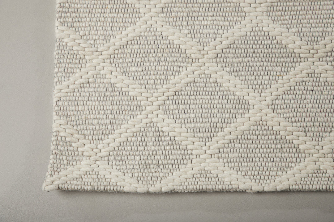 Cloudy Matta 230 x 160 Off-white