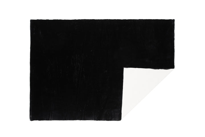 Nina Matta 230 x 160 Svart