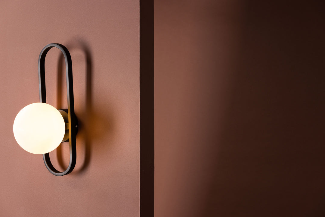 Alpes Vägglampa Svart