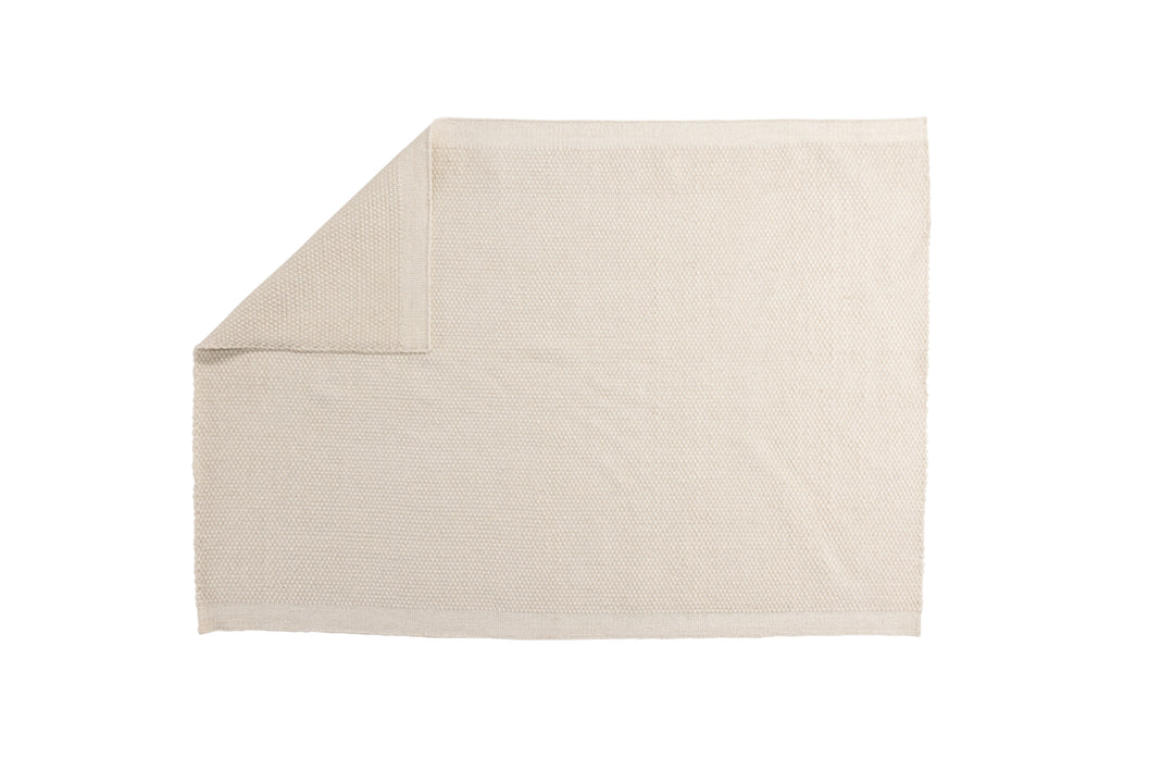 Vilma Matta 290 x 200 Off-white