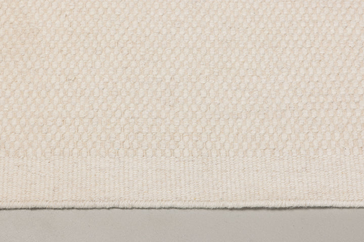 Vilma Matta 230 x 160 Off-white