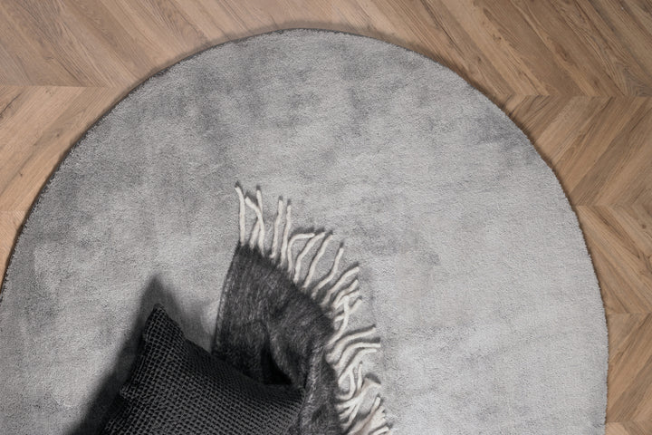 Undra Rund Matta Silver