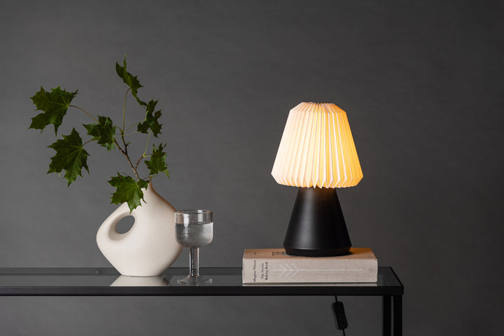 Fjällen Bordslampa Svart