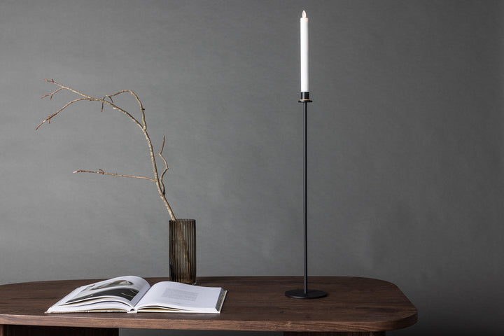 Högehall H79 Ljusstake Svart
