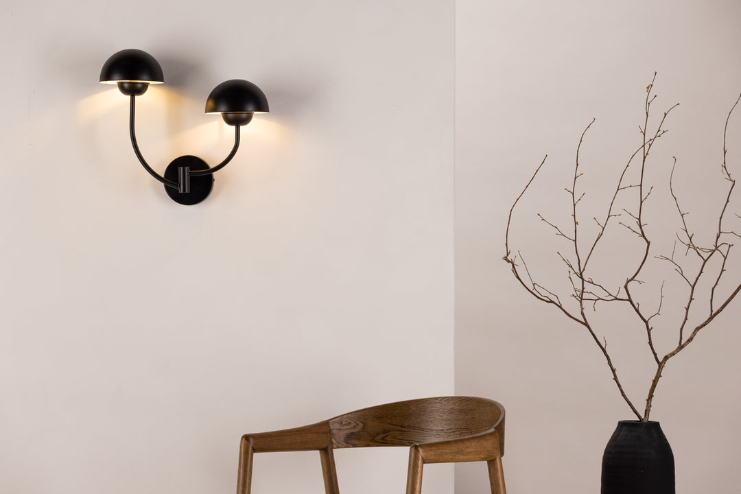 Lyckorna Vägglampa Svart