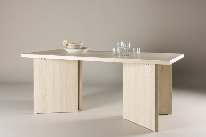 Bassholmen Rektangulära Matbord 180 x 90 Vitputsad
