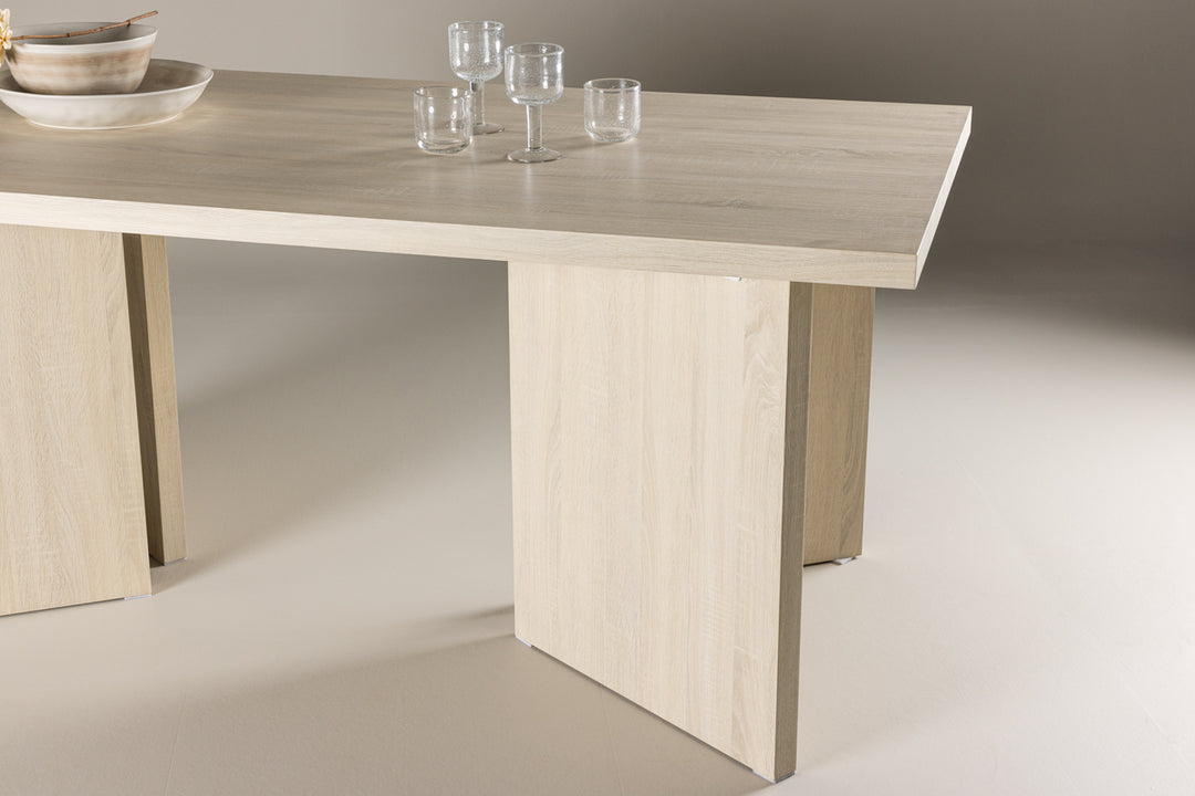 Bassholmen Rektangulära Matbord 180 x 90 Vitputsad