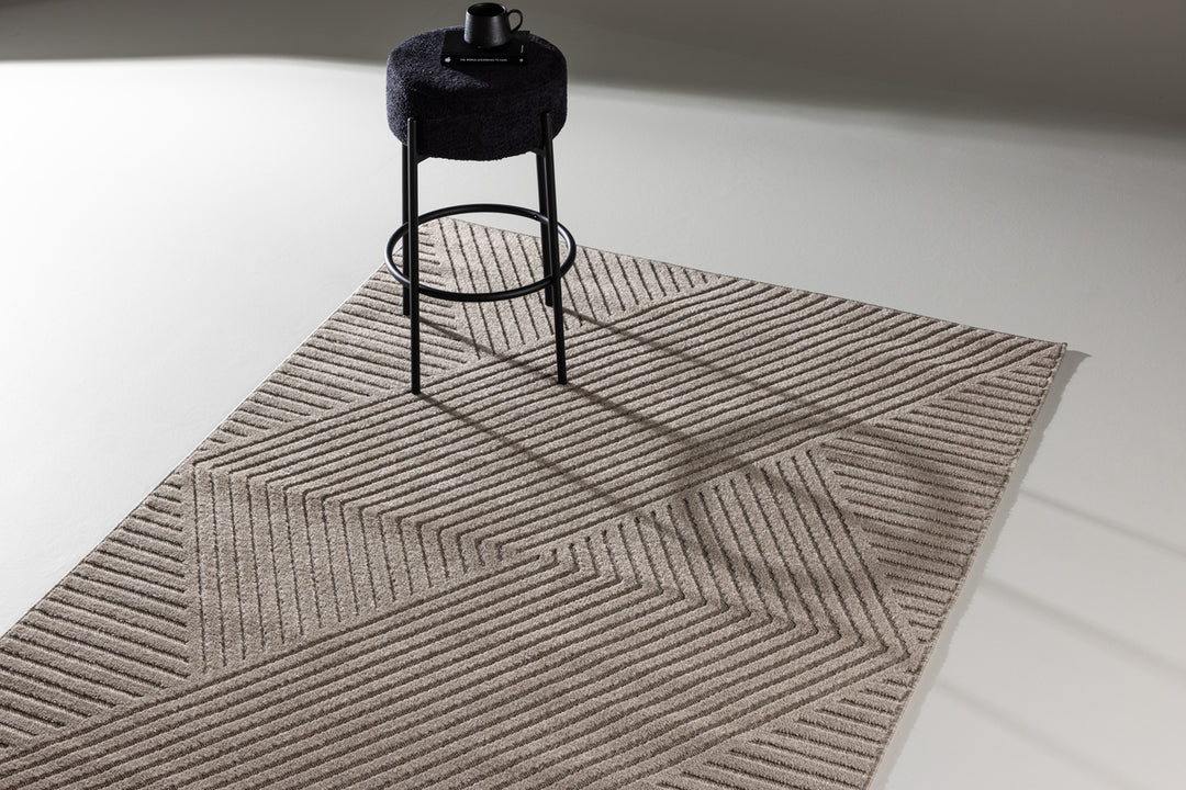 Aron Matta 230 x 160 Brun
