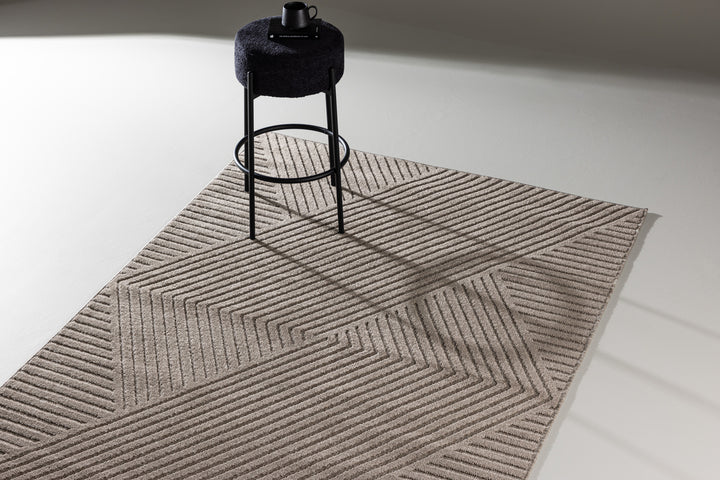 Aron Matta 230 x 160 Brun