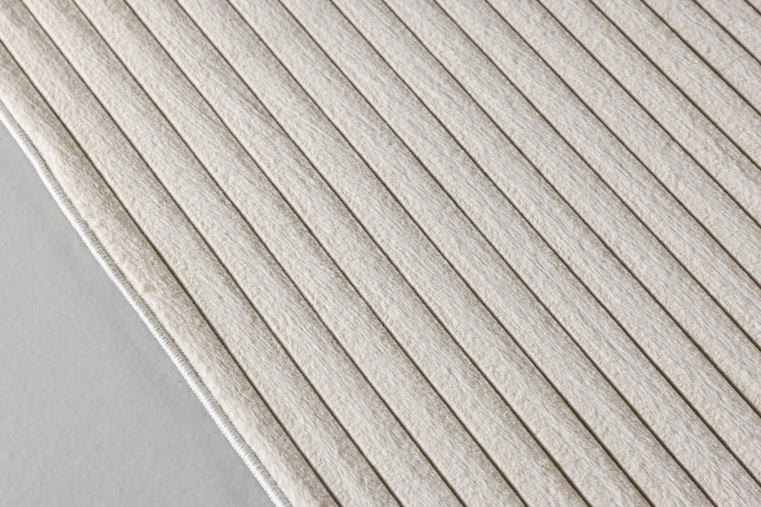 Miller Matta 290 x 200 Off-white