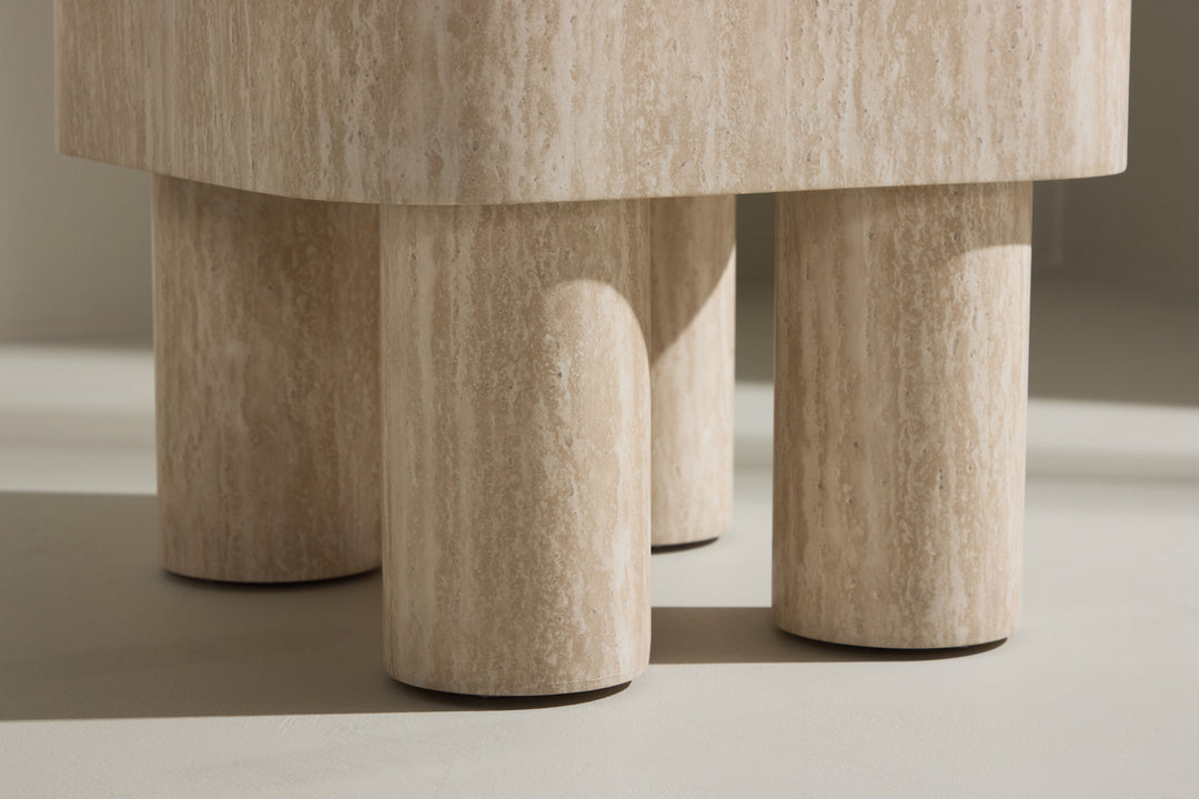 Klirou Sidobord Beige