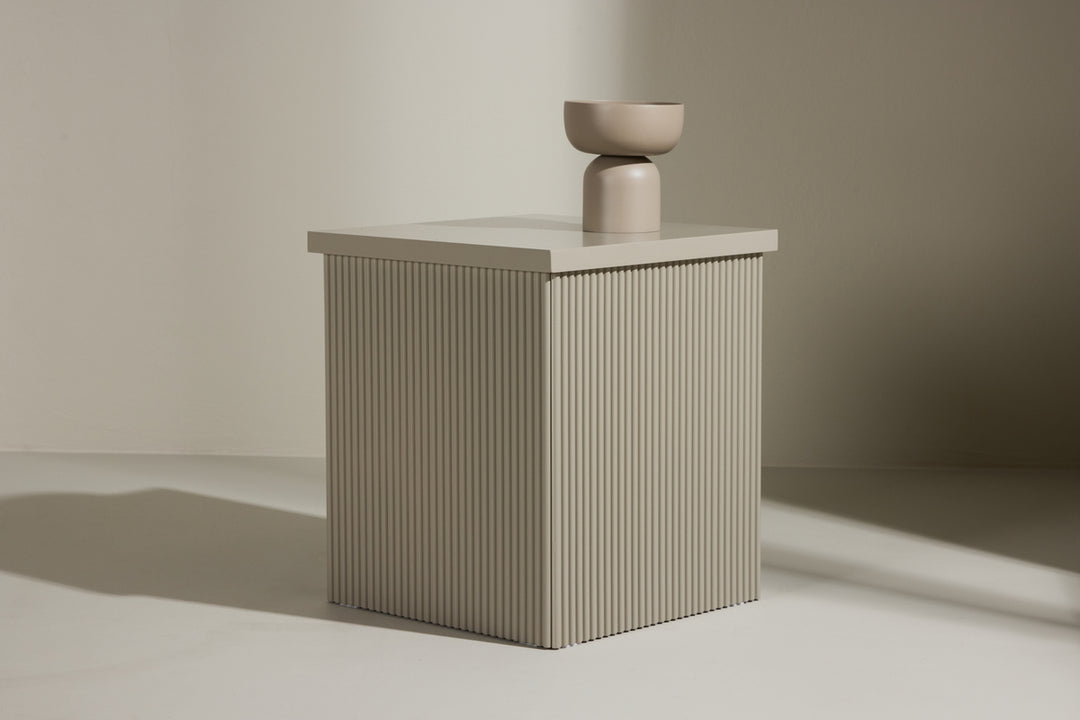 Lenox Sidobord Beige