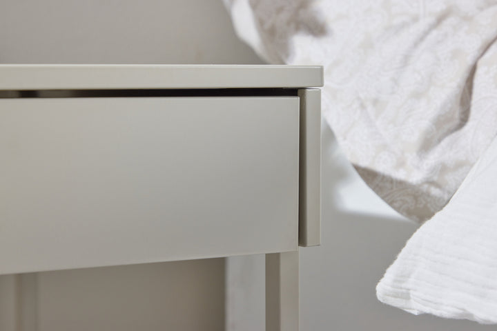 Bakal Sängbord Beige
