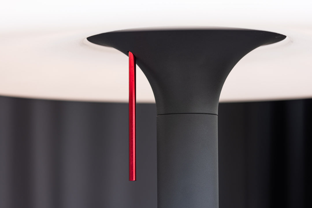 Moris Golvlampa Svart