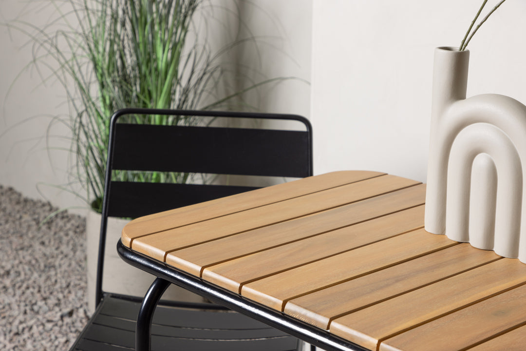 Lina & Holmbeck Matstolar Svart + Cafebord Natur